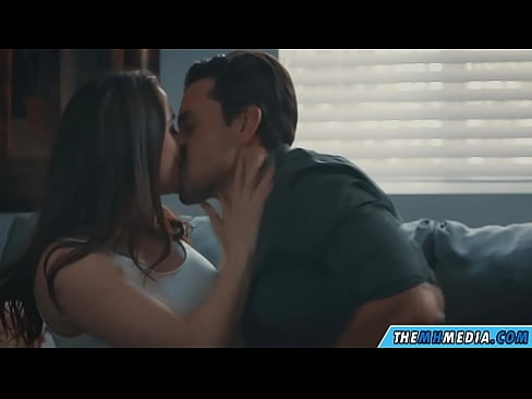 ❤️ Gnéas rómánsúil le mamaí busty maith ❤ Gnéas ardchaighdeáin linn ️❤